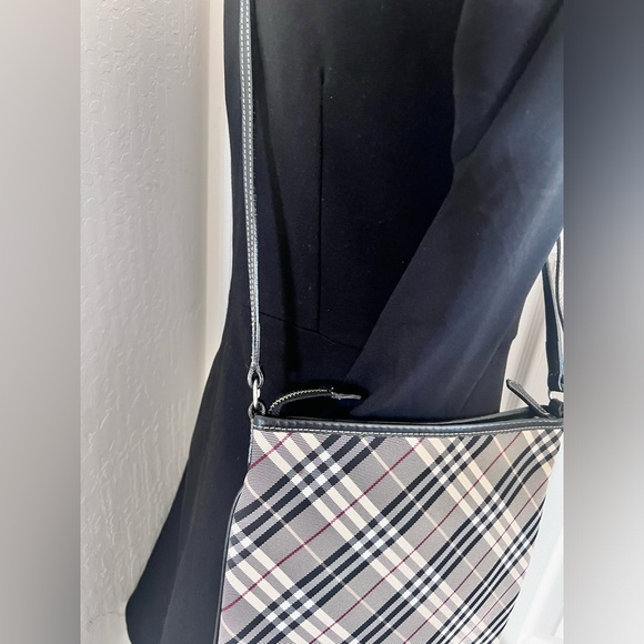 BURBERRY Blue label Nova Check Shoulder Bag Nylon - Picture 3 of 5